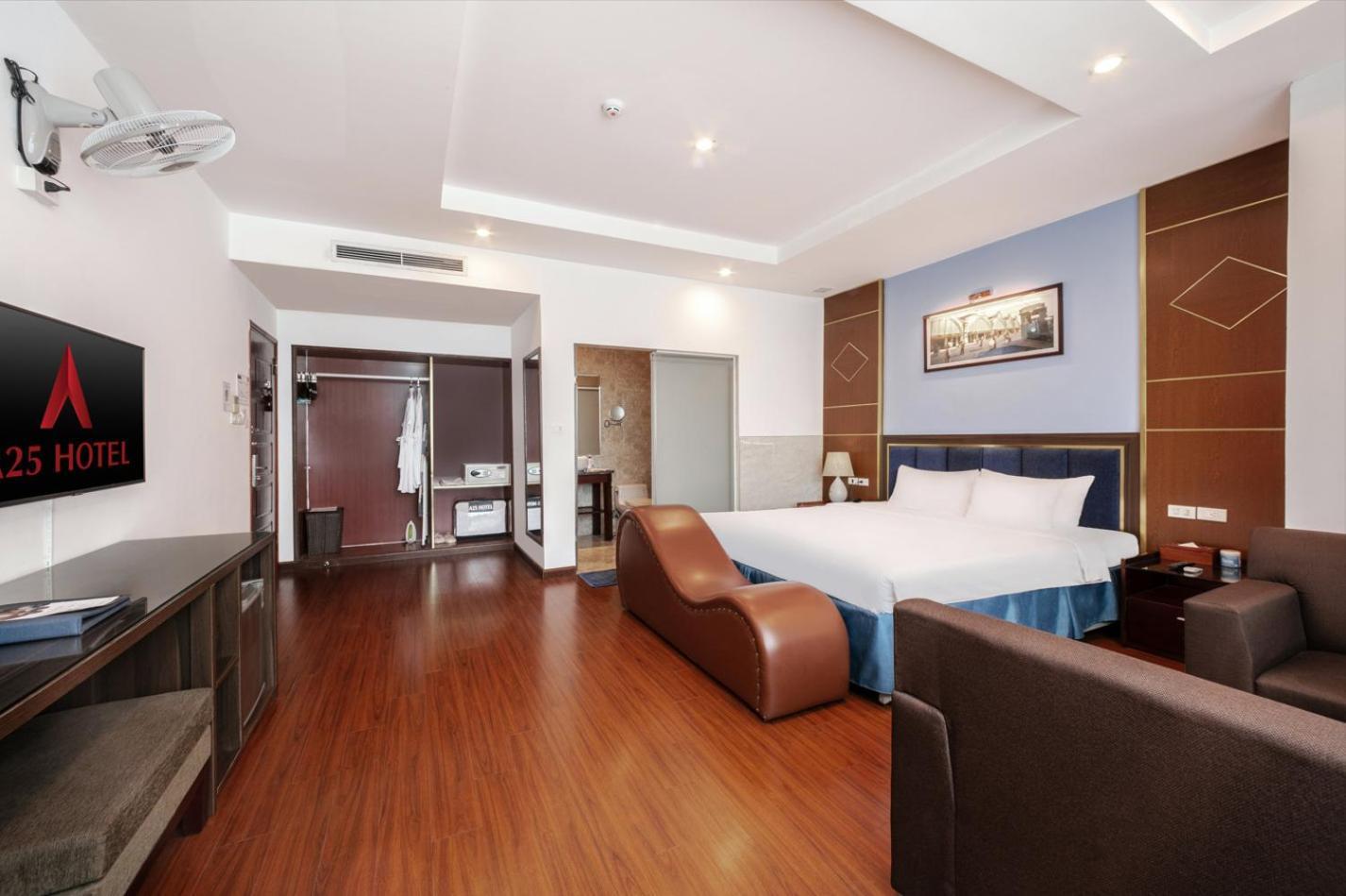 Khách sạn A25 - 63a Phương Liệt